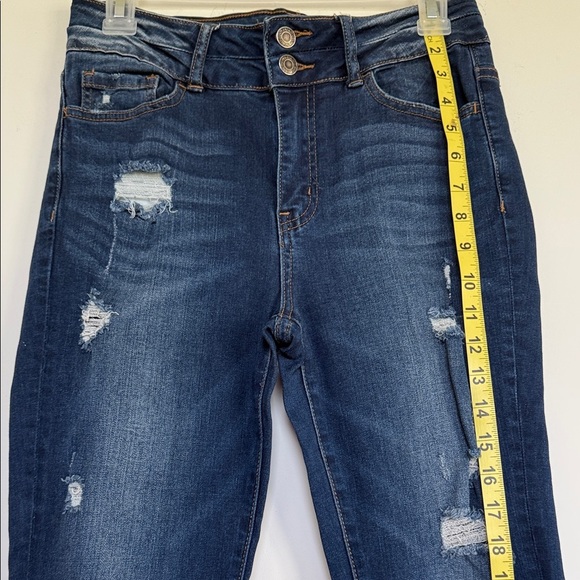 Vervet Women's Distressed Blue Jeans - Picture 4 of 8